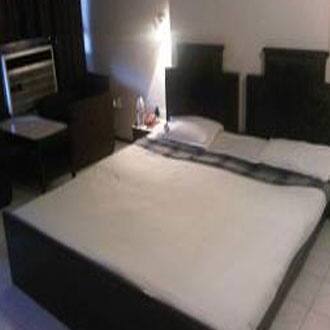 Gomtis Hotel, Nagpur 4